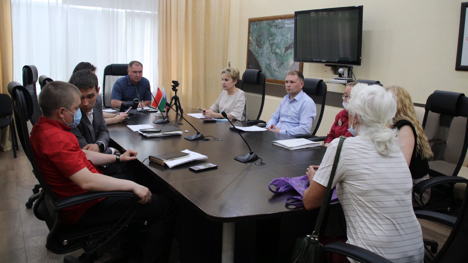 Валерий Чершинцев провел прием граждан | 25.05.2021 | Менделеевск -  БезФормата