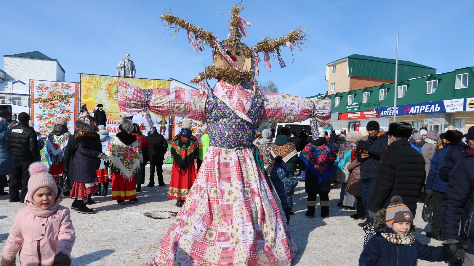 Масленица в якутске 2024. Масленица в магадане. Масленица в якутске 2024. Масленица якутск. Масленица якутск.