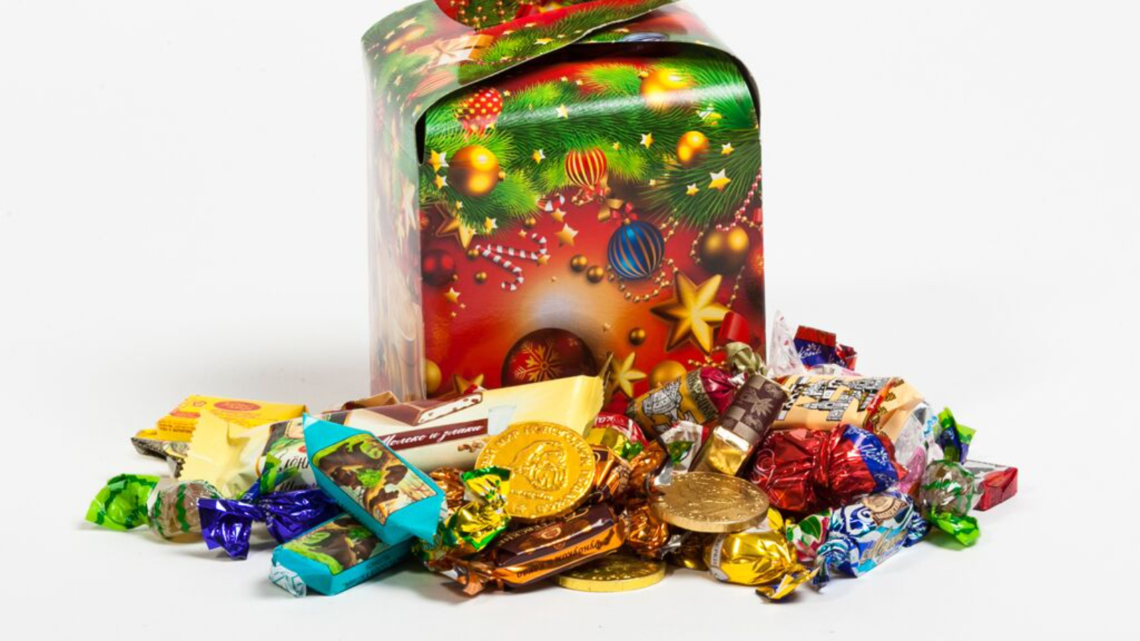Какие конфеты для новогоднего подарка. Новогодний подарок Бабаевский. Сладкий подарок Бабаевский. Новогодние сладкие подарки. Сладкий подарок на новый год.