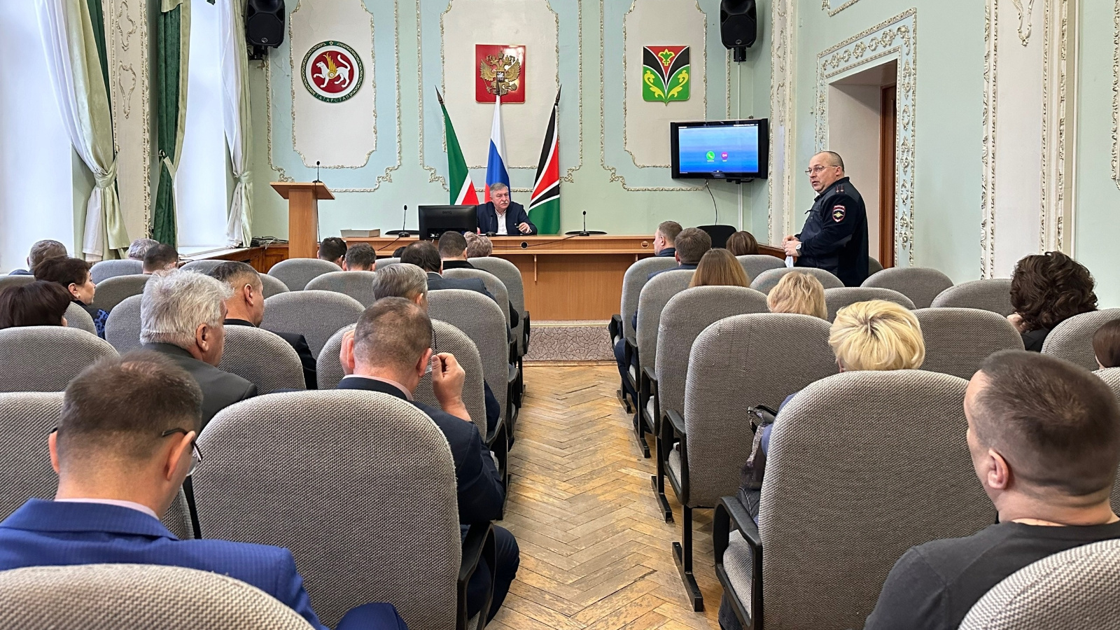 Глава района Рягат Хусаинов провел совещание «деловой понедельник» |  29.01.2024 | Лениногорск - БезФормата