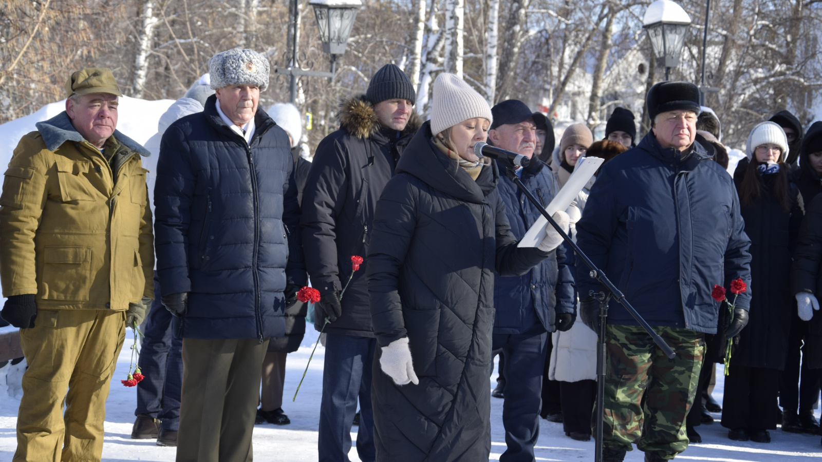 В Лениногорске прошел митинг памяти воинов-интернационалистов | 15.02.2024  | Лениногорск - БезФормата