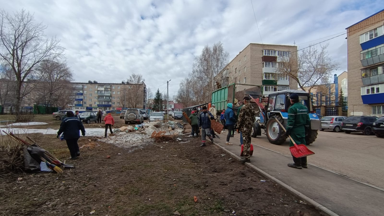 В Лениногорском районе стартовал экологический двухмесячник | 16.04.2024 |  Лениногорск - БезФормата