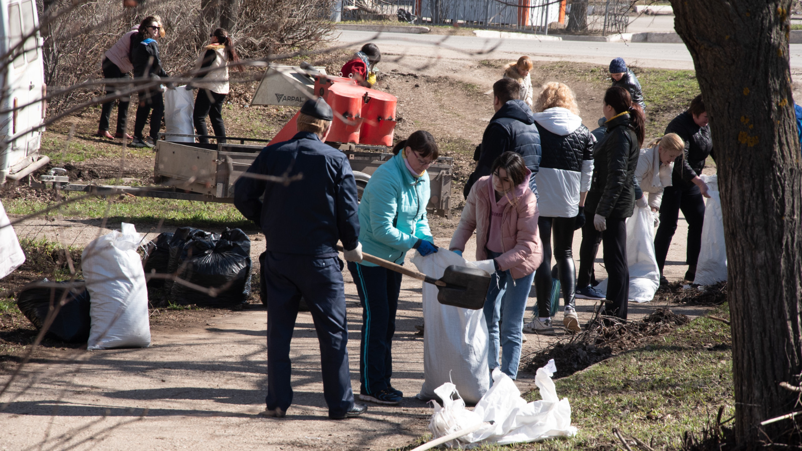 В Бугульме проведут санитарную очистку территорий | 31.03.2023 | Бугульма -  БезФормата