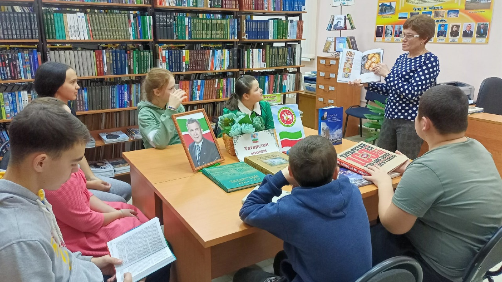 Час информационно познавательный. Информационный классный час это. Разные игры такие. Информационно познавательный проект. Час информационно познавательный.