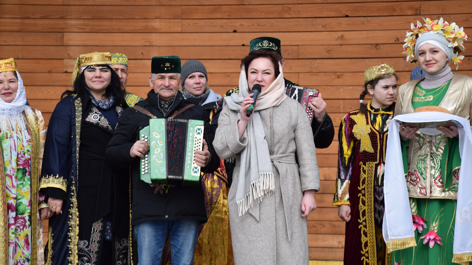 В Нурлате в преддверии Навруза прошли праздничные гуляния | 19.03.2023 |  Нурлат - БезФормата