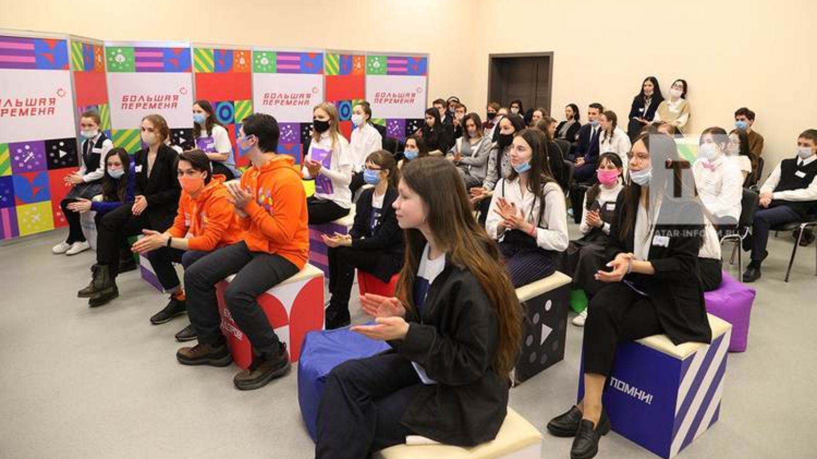 Программа библиотечный фестиваль-конкурс. Современные общественные пространства. Амфитеатр гостиный двор москва. Young architects competitions. Визуализация сквера.