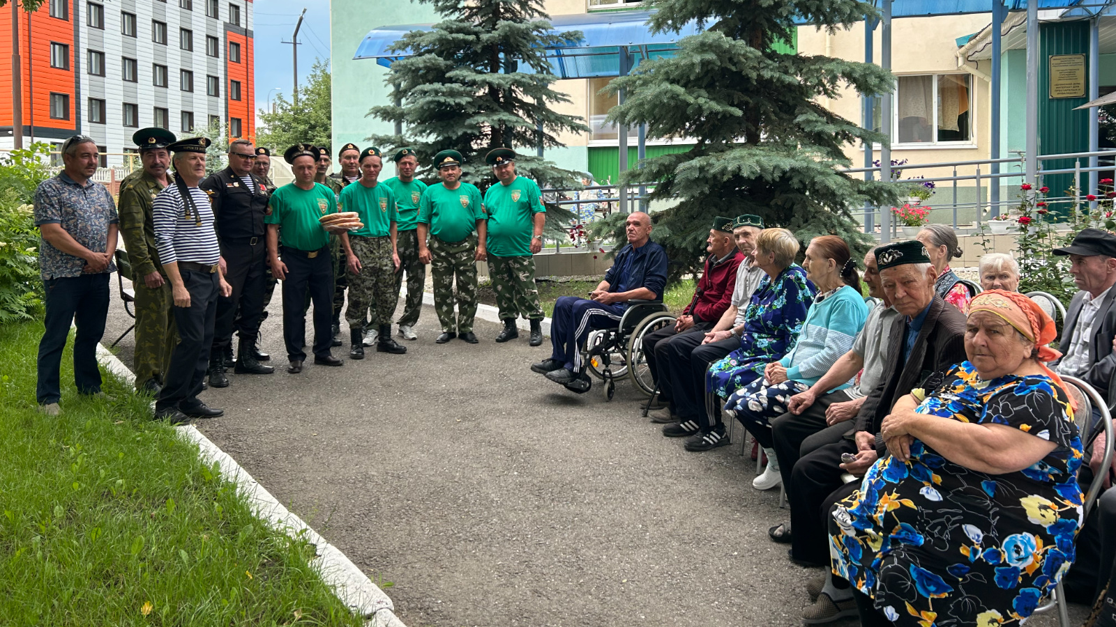 В Буинском доме-интернате прошла встреча с ветеранами боевых действий |  01.07.2024 | Казань - БезФормата