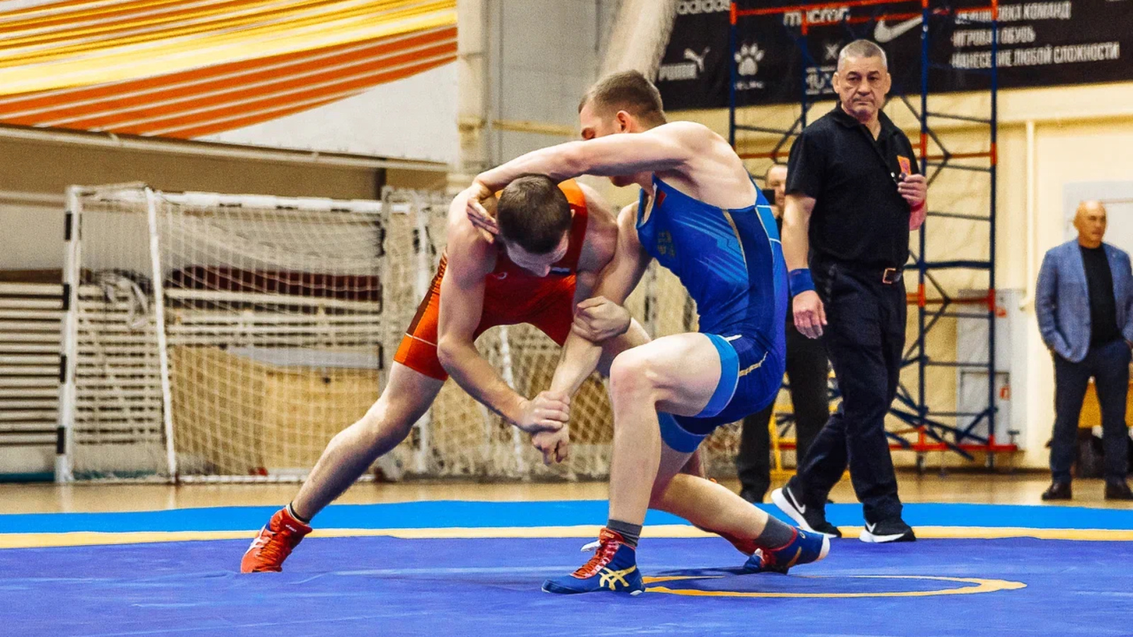 асильбек шодиев греко римская борьба. выносливость в борьбе. э. персидская армия дария 1. греко римская борьба броски.