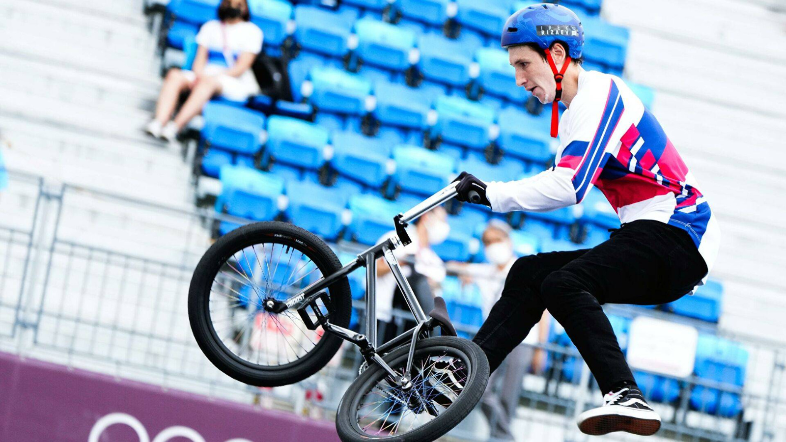 Блогеры против олимпийцев: на Играх Будущего стартует фиджитал-BMX |  28.02.2024 | Казань - БезФормата