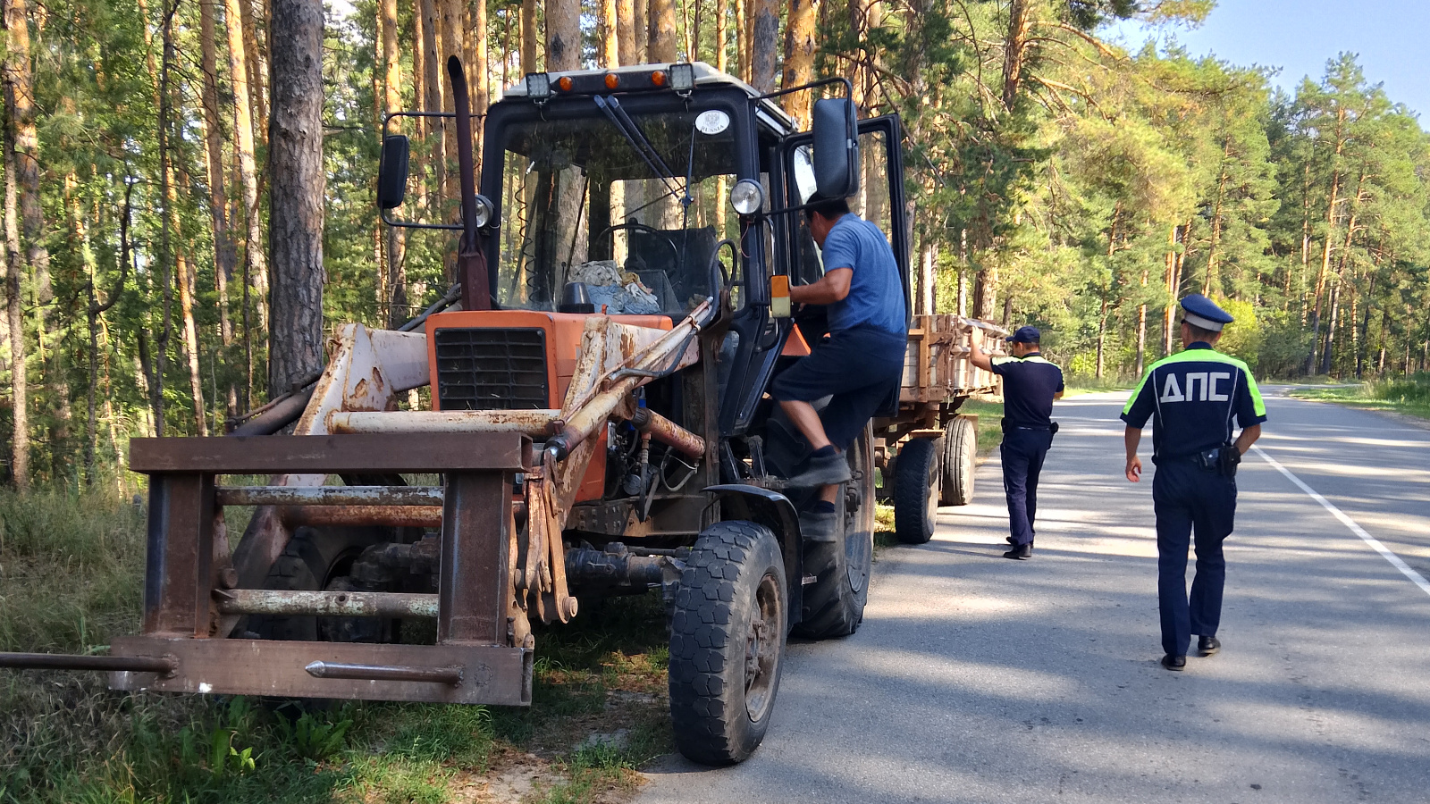 Профилактические совместные рейды по выявлению нарушений при эксплуатации  тракторов и самоходных машин в Пестречинском муниципальном районе  Республики Татарстан | 28.08.2023 | Казань - БезФормата