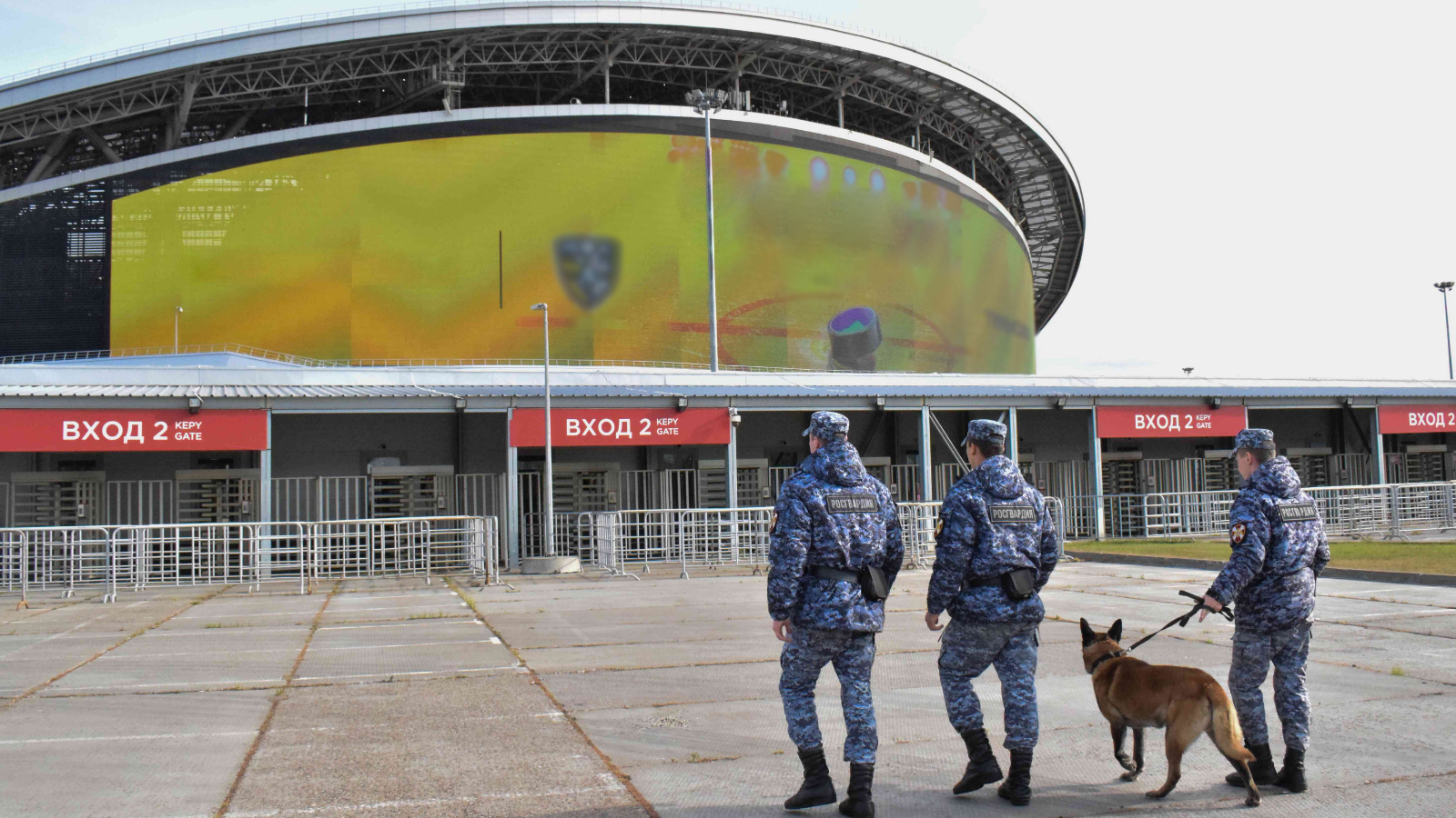 В Казани росгвардейцы приняли участие в обеспечении правопорядка во время проведения футбольного матча Российской премьер-лиги