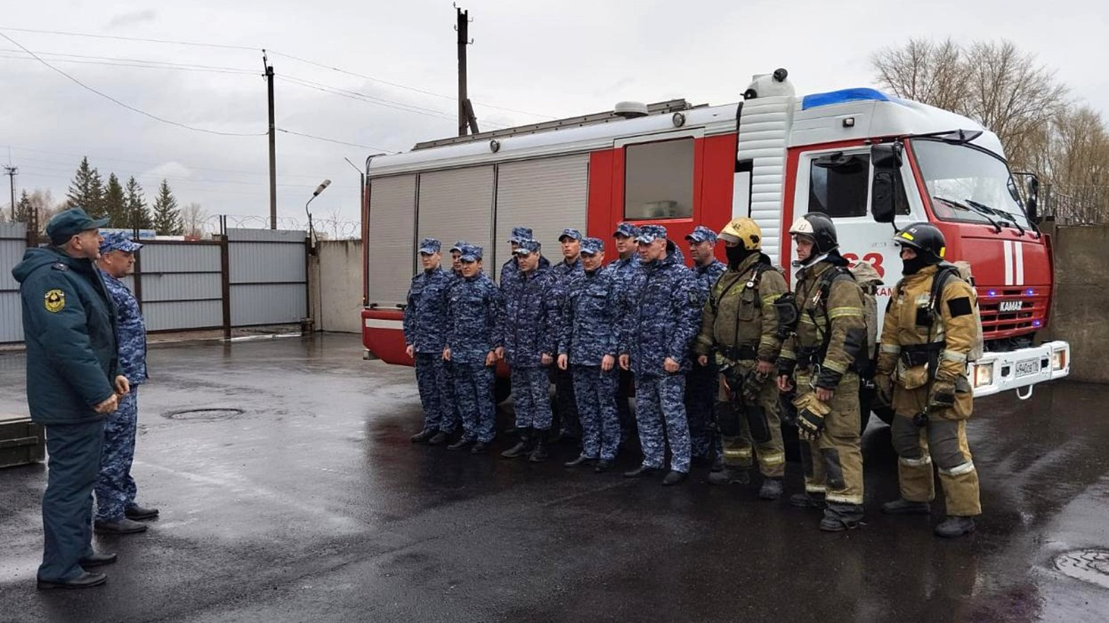 В Нижнекамске и Елабуге прошли Межведомственные пожарно-тактические учения Росгвардии и МЧС
