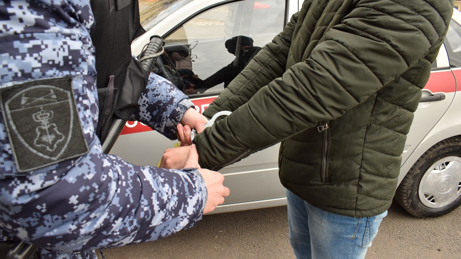 В Нижнекамске наряд вневедомственной охраны задержал объявленного федеральный розыск гражданина