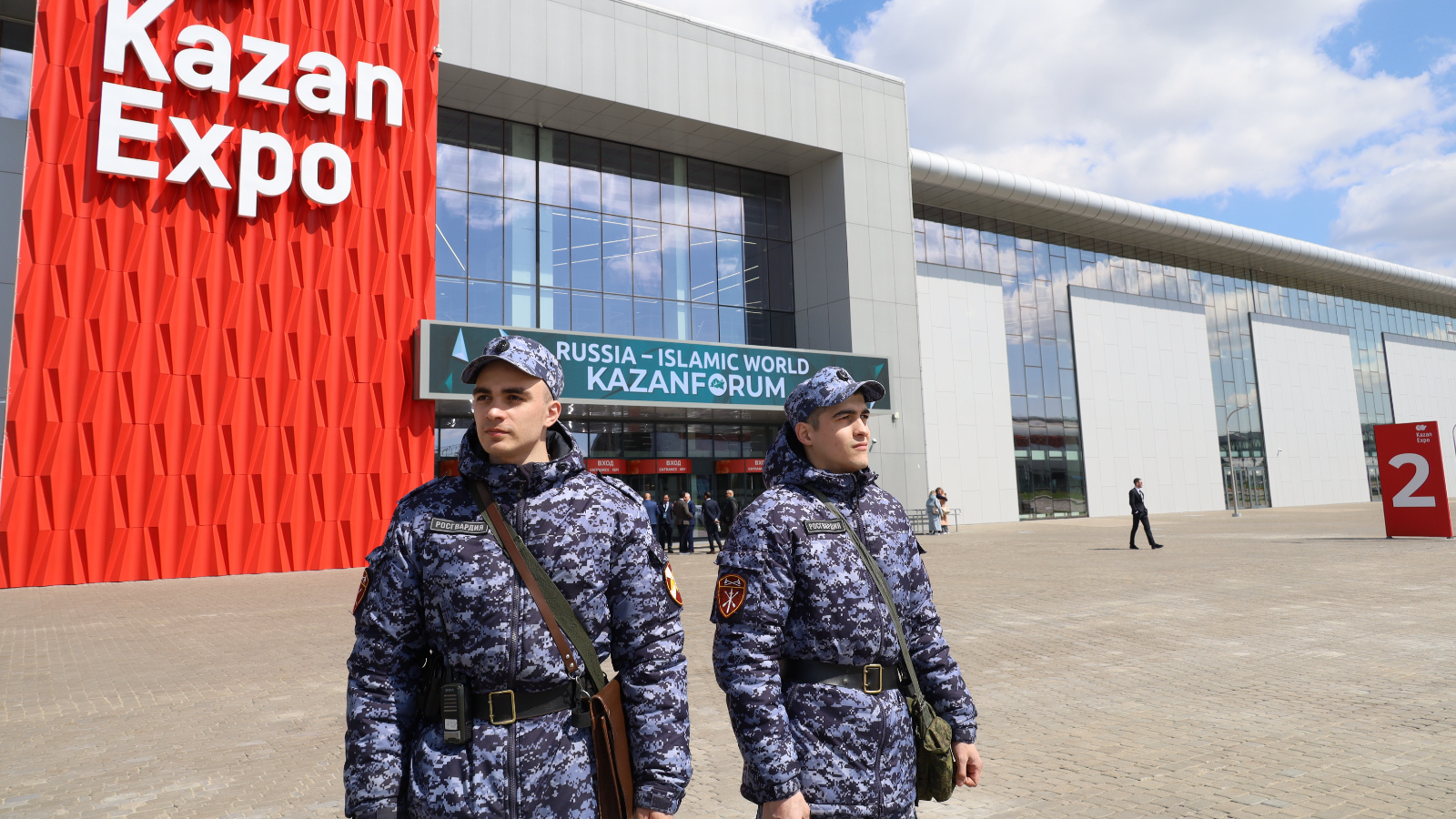 Росгвардейцы обеспечивают безопасность ХV Международного экономического форума «Россия – Исламский мир: KazanForum»