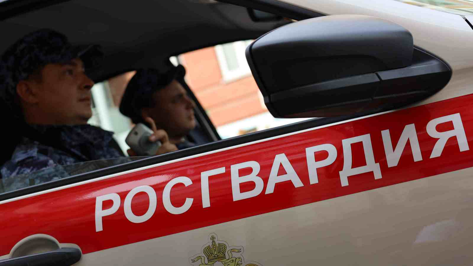 В Казани сотрудники Росгвардии задержали подозреваемую в грабеже