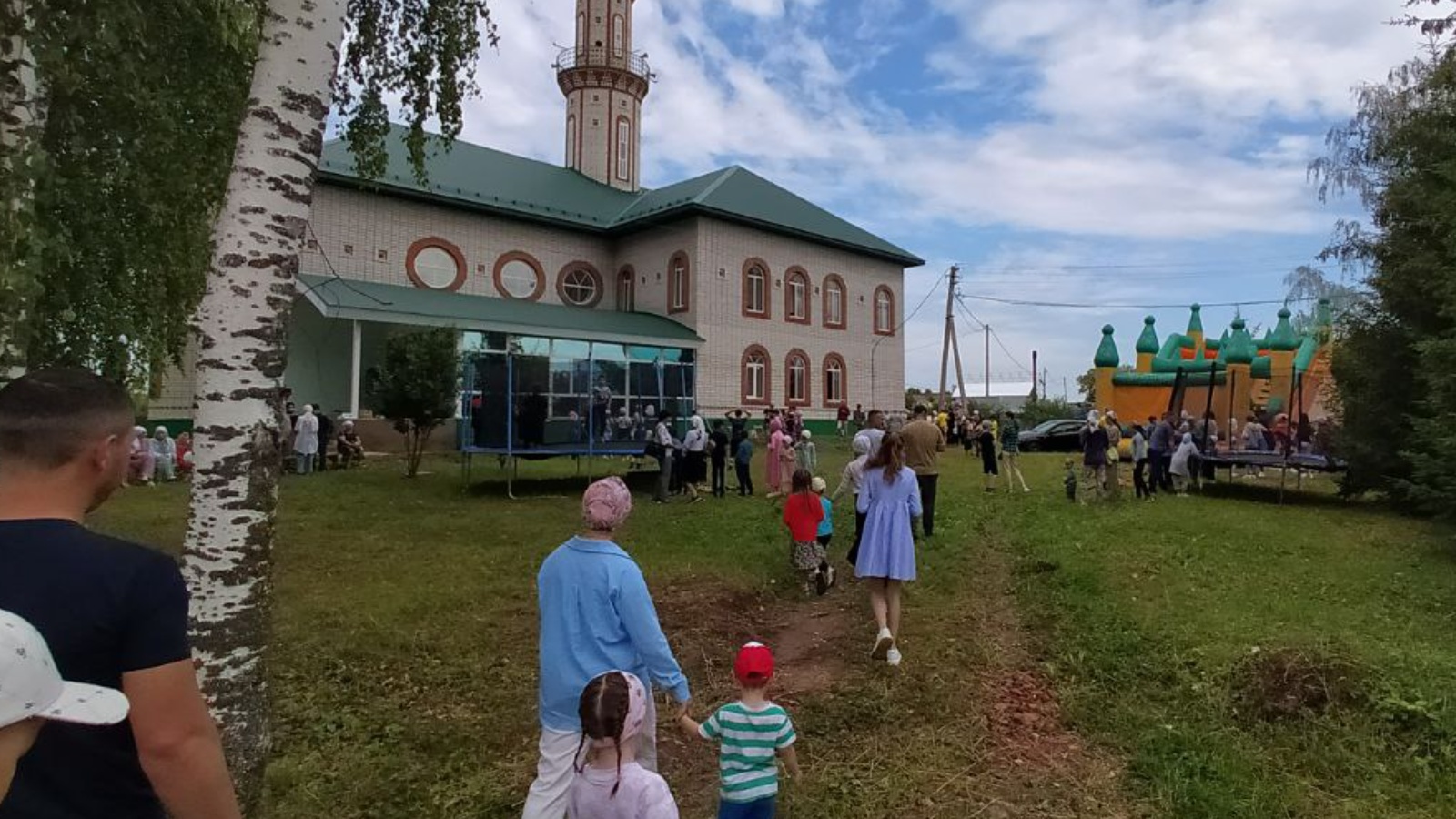 Мечеть, в которой звучат детские голоса, имеет будущее! | 27.07.2022 | Арск  - БезФормата