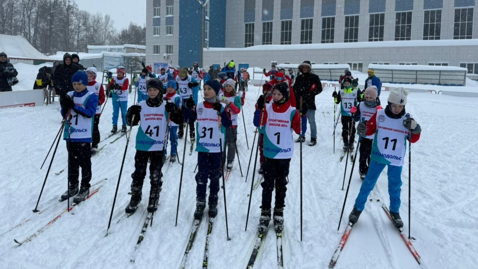 Впервые в Зеленодольске прошла лыжная эстафета - «Снежный Барс» |  07.02.2024 | Зеленодольск - БезФормата