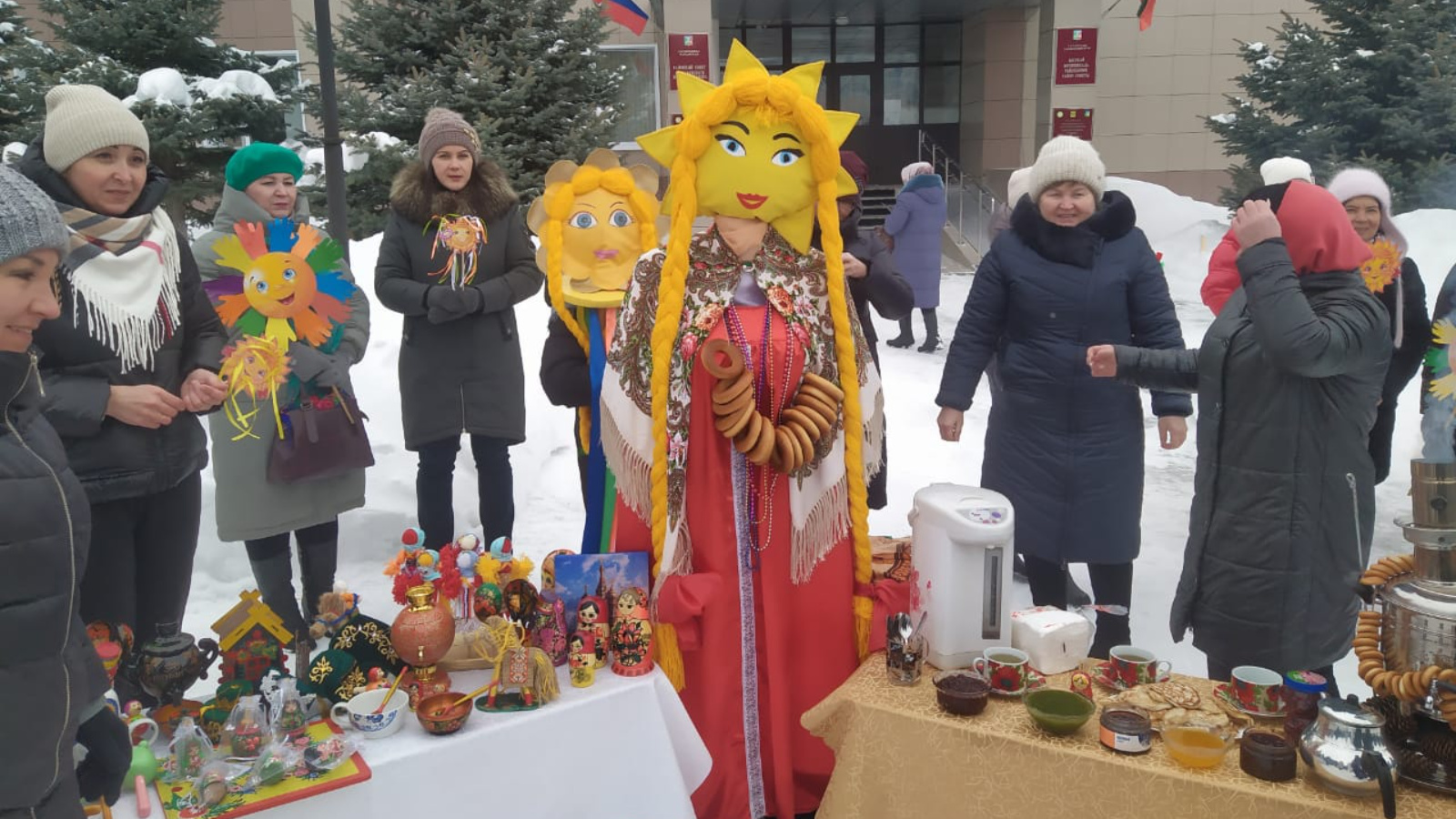 Школы и детские сады приняли активное участие в празднике проводов зимы |  28.02.2023 | Аксубаево - БезФормата