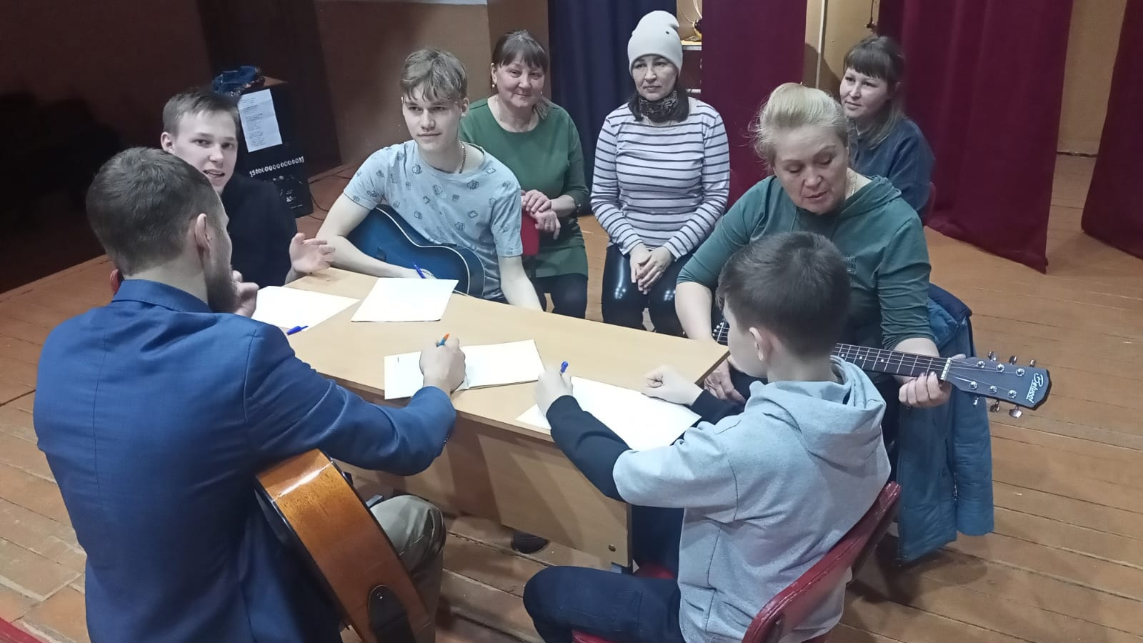 гроул мем. парень красиво спел. спел класс. гроул школьная. курт спел.