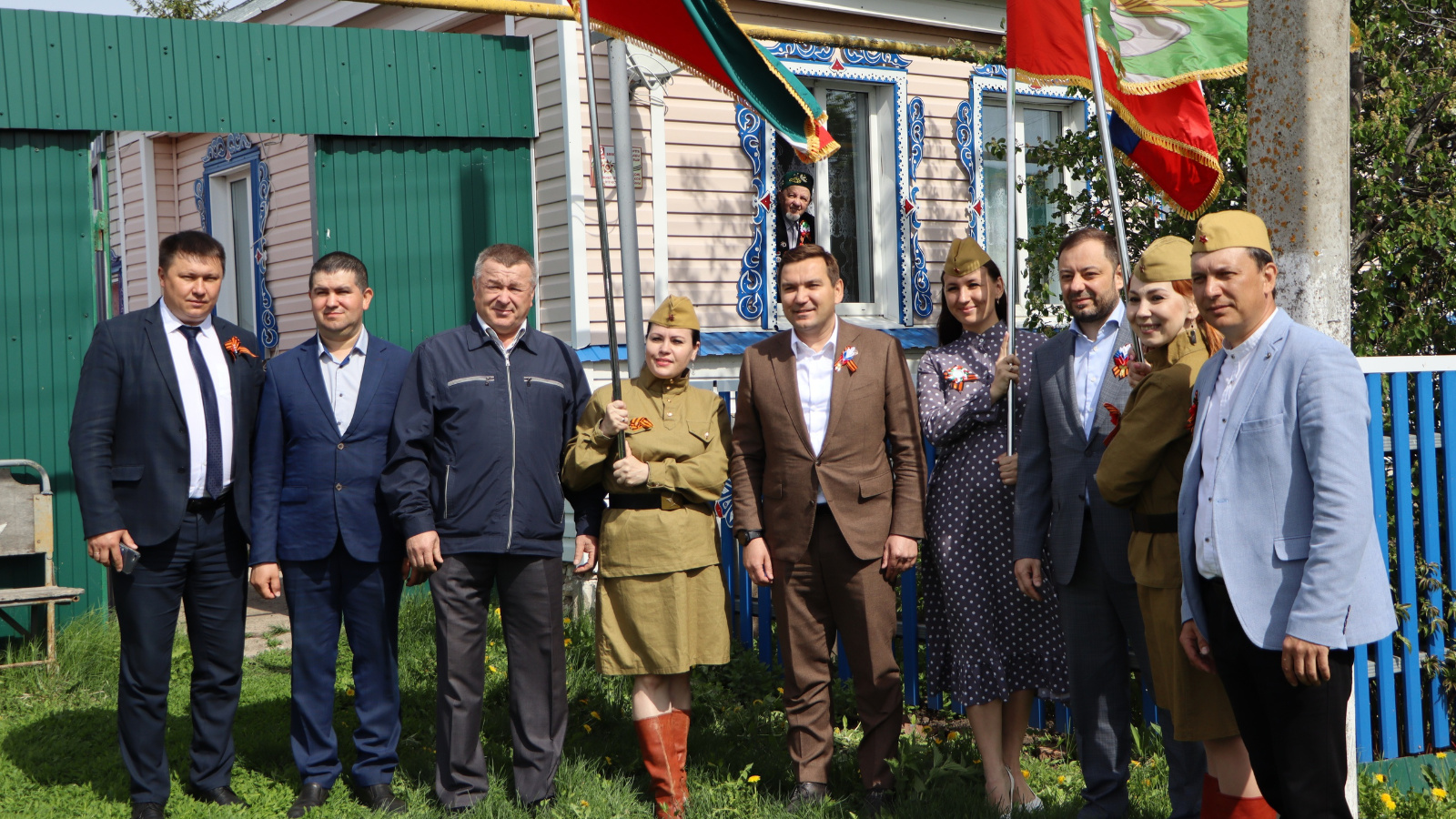 В Апастовском районе проходит акция «Парад у дома ветерана» | 05.05.2023 |  Апастово - БезФормата