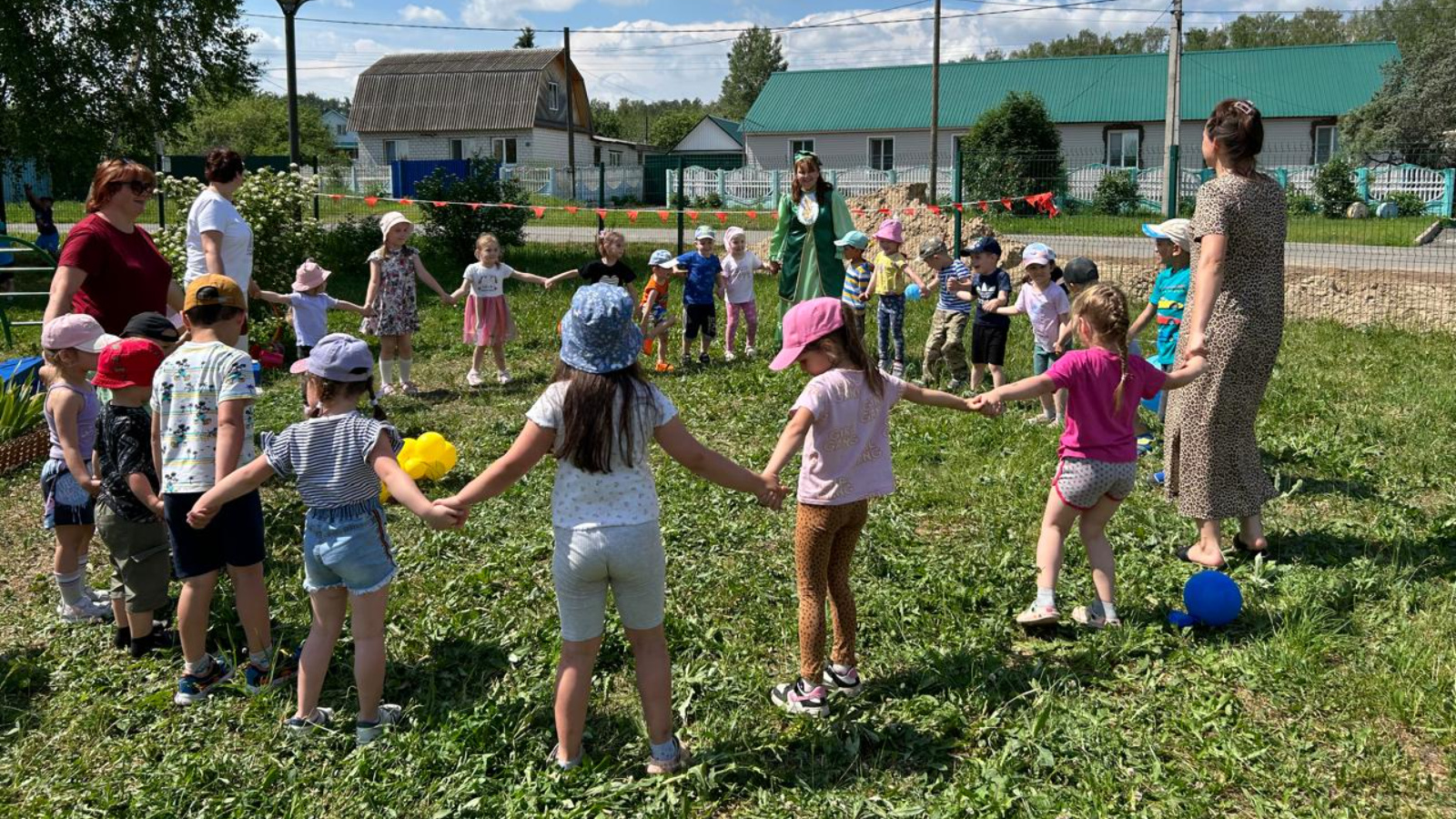 В Верхнеуслонском детсаду «Солнышко» прошел Сабантуй | 08.06.2024 | Верхний  Услон - БезФормата