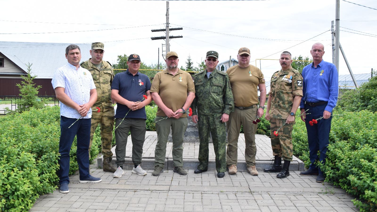 В Верхнем Услоне награды получили «фронтовые перевозчики» | 24.06.2024 | Верхний  Услон - БезФормата