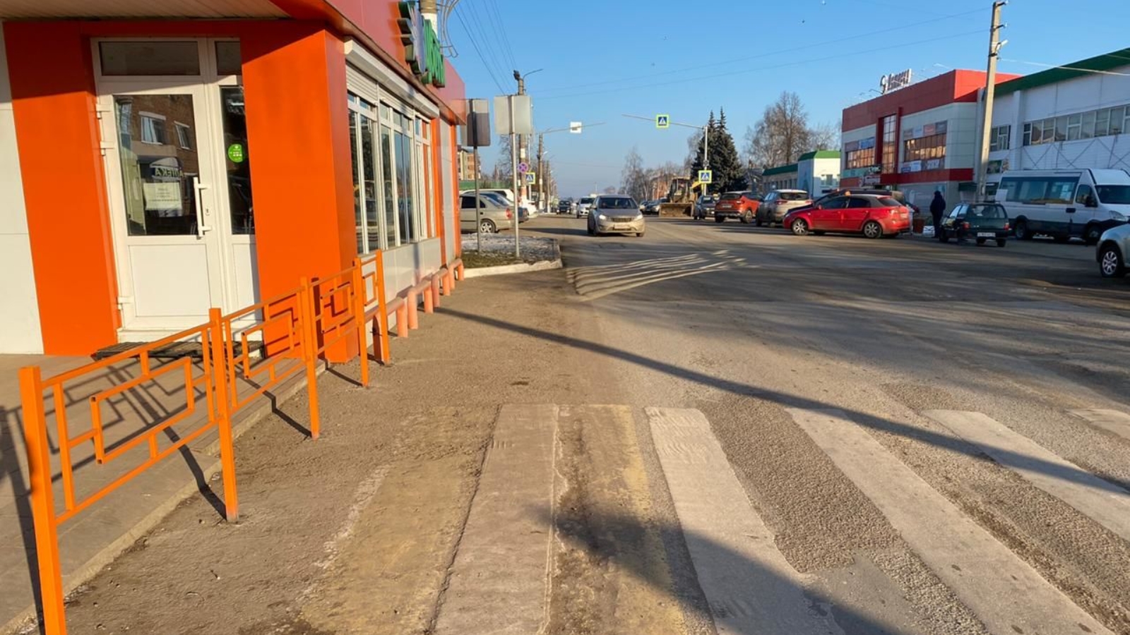 В Агрызе закрыли опасный пешеходный переход | 17.11.2020 | Агрыз -  БезФормата