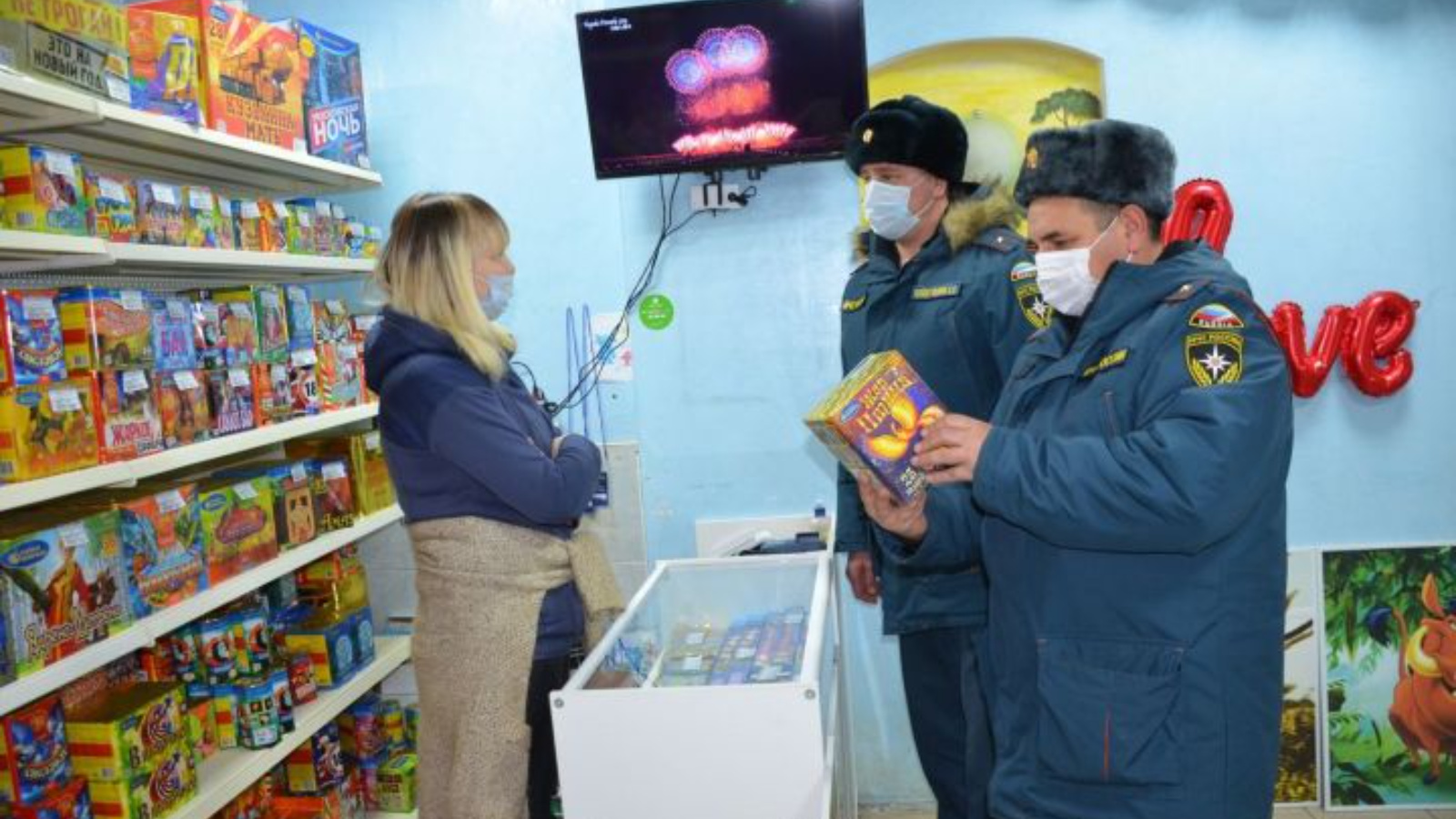 Агрызцам напомнили о мерах безопасности в Новогодние каникулы | 30.12.2023  | Агрыз - БезФормата