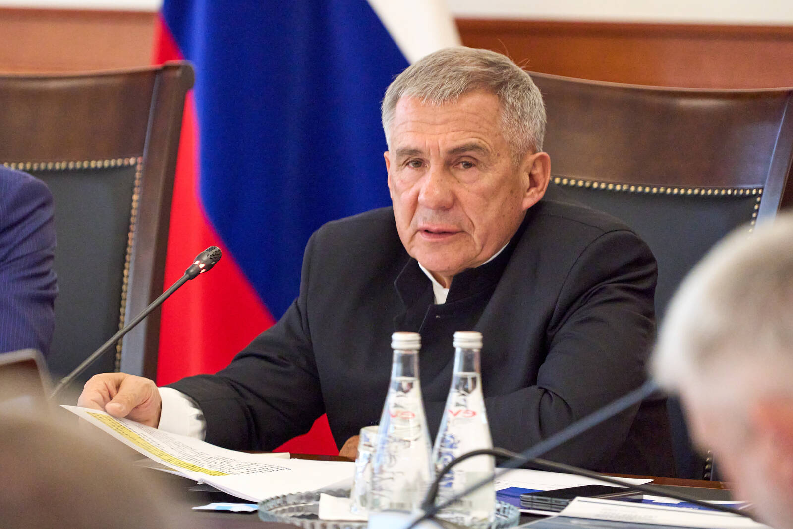 Совещание по вопросу "Состояние и развитие скоростныхпассажирских перевозок по внутренним водным путямРоссийской Федерации".Проводит Министр транспорта Российской Федерации Виталий Геннадьевич Савельев. Принимает участие Раис Республики ТатарстанР.Н. Минниханов.